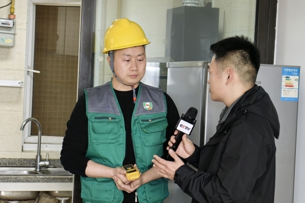 中央电视台走进益鸟美居,专业房屋维修方案获国家级媒体关注